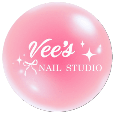 Vee's Nail Studio logo